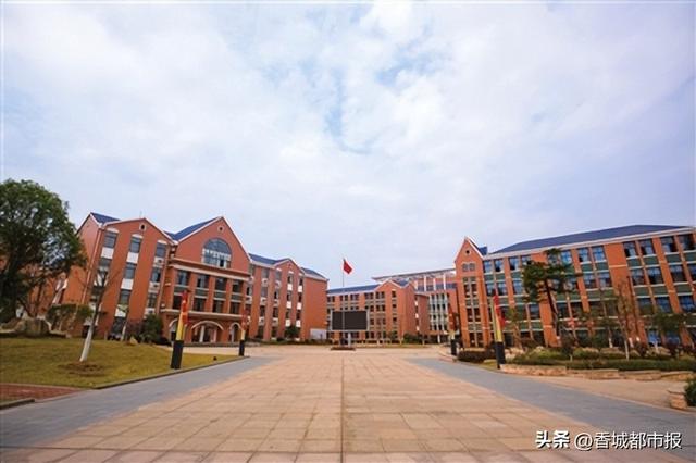 咸寧實驗外國語學校——黨建領航謀全局 踔厲奮發(fā)向未來（咸寧市高新區(qū)實驗外國語學校官網）