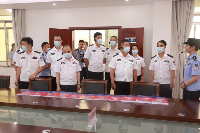 海口邊檢總站以點帶面總結推廣隊伍正規化建設建設成效（海口邊檢總站新班子）