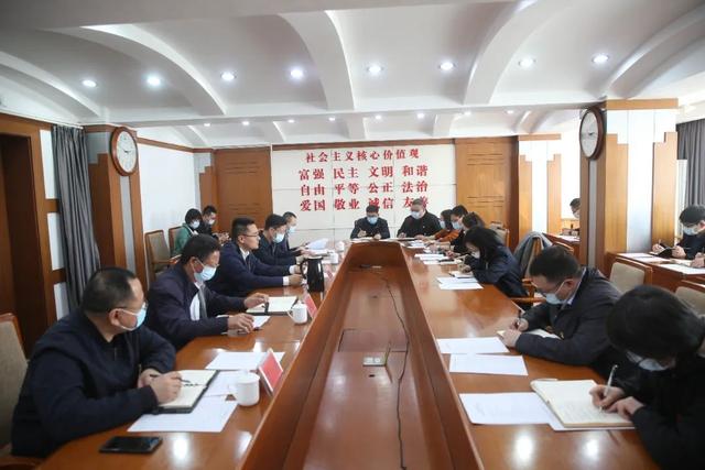 【自身建設(shè)】區(qū)委組織部三舉措加強部機關(guān)黨支部建設(shè)（加強機關(guān)黨組織建設(shè)的措施）