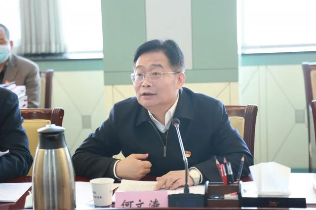 省委直屬機關(guān)工委考核省市場監(jiān)管局機關(guān)黨建工作并開展黨支部建設(shè)標(biāo)準(zhǔn)化交叉觀摩活動