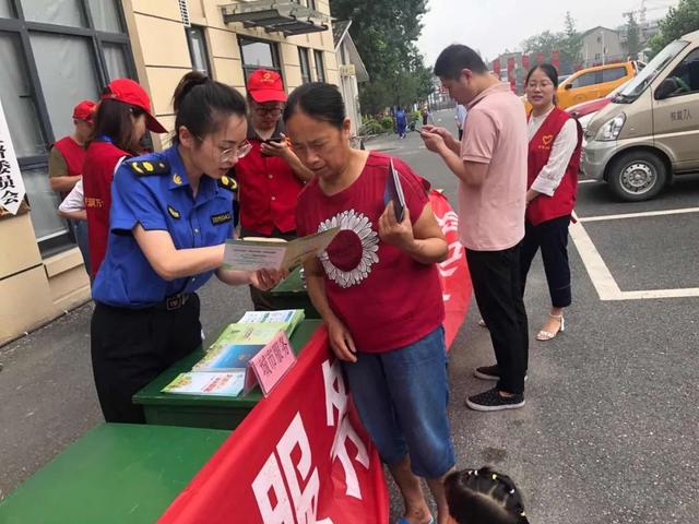 黨建視窗 - 小小微信群，連接你我他，城市管理共參與~