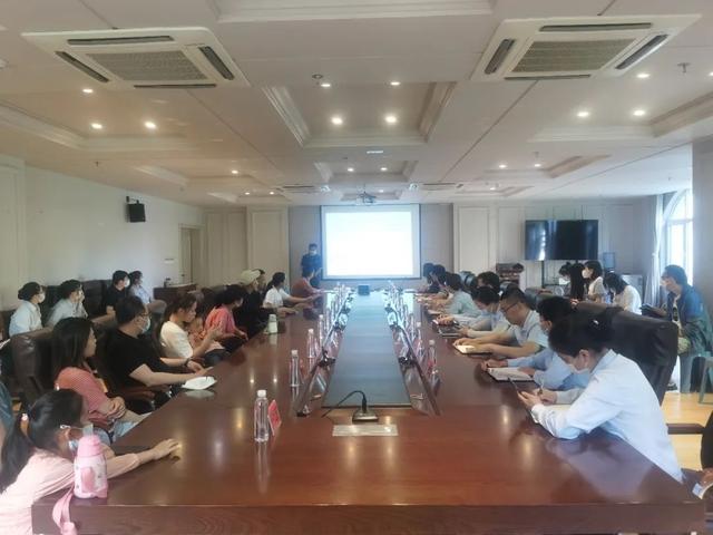 「黨建引領(lǐng) 創(chuàng)新工作法」棠悅社區(qū)深化“黨建+三色、三有法”助力城市社區(qū)精細(xì)化管理「喜迎二十大」