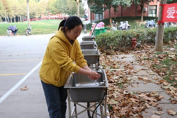 安陽學院：一人一檔建臺賬 四級防控保安全（疫情一人一檔臺賬）