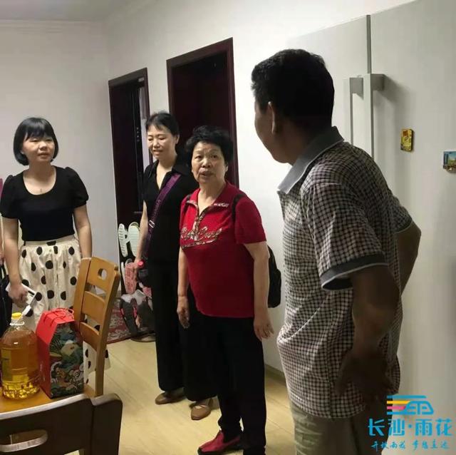 黨建聚合力丨砂子塘街道：畫出社企“同心圈” ，國企退休人員有了新“家”
