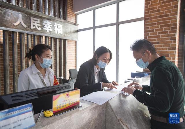 建強戰斗堡壘 夯實執政之基——黨的十九大以來黨的基層組織建設工作綜述_1