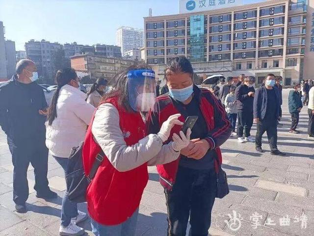 曲靖黨建引領(lǐng)構(gòu)建五大體系“破冰”基層治理難題（加強基層治理體系的關(guān)鍵）