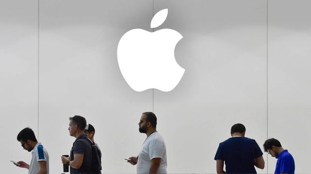 出事了，iOS要開(kāi)放第三方APP？iPhone用戶有點(diǎn)慌（蘋(píng)果開(kāi)放第三方app）