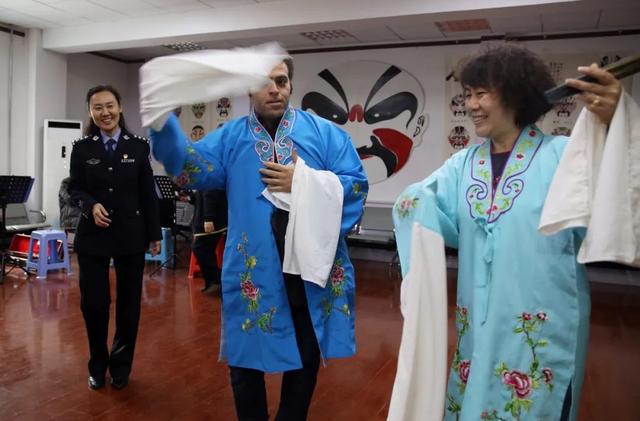 【雙創大比武】出入境管理支隊黨支部：黨建業務雙輪驅動，服務管理融合并進