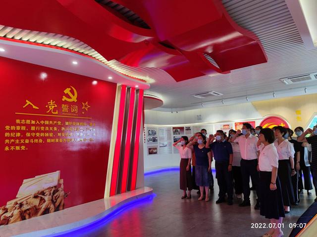 發揮黨建引領功能：煙臺總部經濟基地創新實施“1+N”紅色服務專員制度