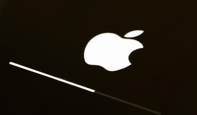 出事了，iOS要開(kāi)放第三方APP？iPhone用戶有點(diǎn)慌（蘋(píng)果開(kāi)放第三方app）