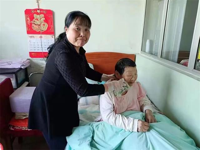 北京昌平惠安銘潤保潔家政公司，日常開荒保潔住家陪護保姆超專業