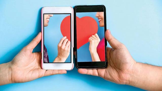 自我解放、了解男人、治愈失戀、泡帥哥｜12個女人與社交App（美女和帥鍋）