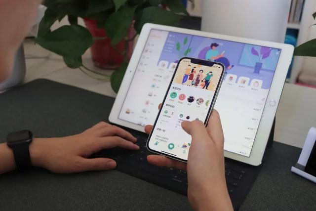 寫代碼的新手父親，和他獨(dú)立做的11個(gè)app（寫代碼的軟件叫什么）