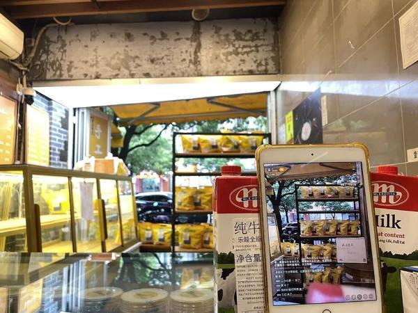 一邊在西餐廳打工，一邊當“無人售賣”蛋卷店老板（賣蛋卷怎么樣）