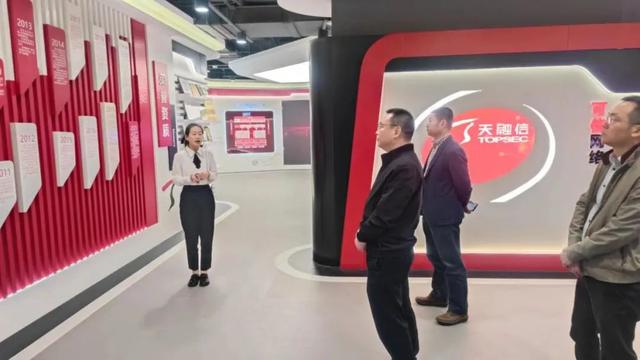 數(shù)字峰會招商進行時！福州軟件園赴北京招商引資（福州軟件園數(shù)字經(jīng)濟產(chǎn)業(yè)創(chuàng)新中心項目）