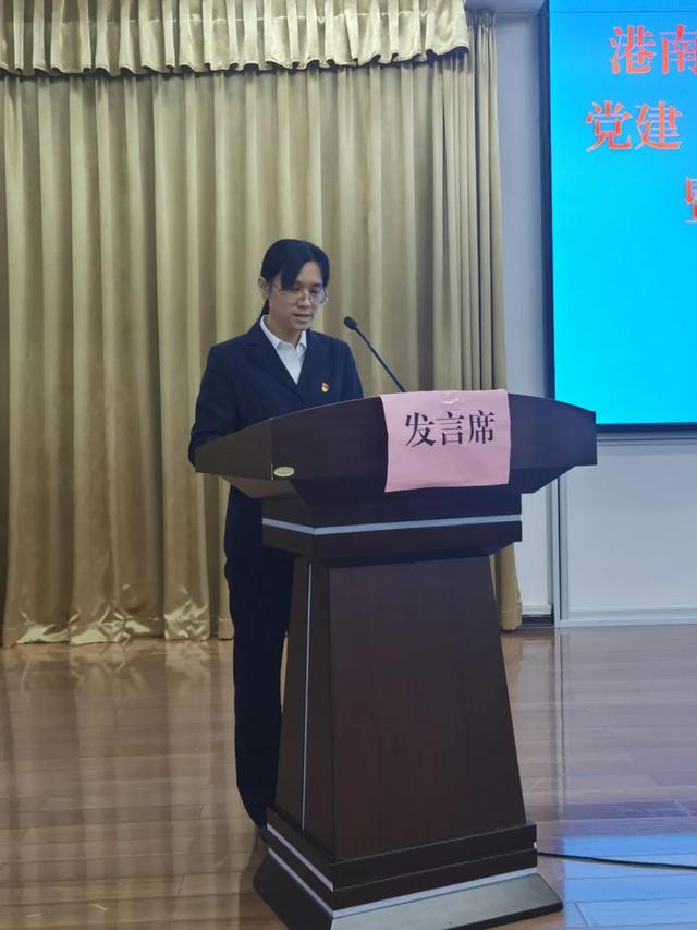 港南區(qū)檢察院在港南區(qū)黨建工作會(huì)議上作經(jīng)驗(yàn)發(fā)言（檢察院黨建工作匯報(bào)）