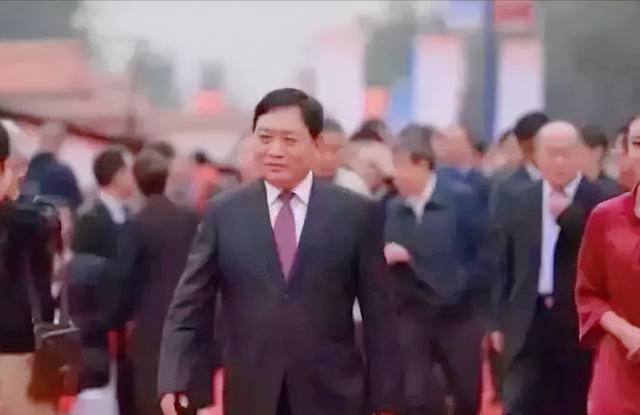 高級(jí)政工師職稱是一個(gè)什么樣的職稱，對(duì)增加養(yǎng)老金有用嗎？（高級(jí)政工師職稱待遇文件）