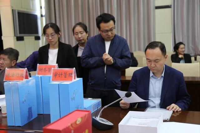 抓規范化內業資料 強化基礎管理水平（完善規范內業資料整理）