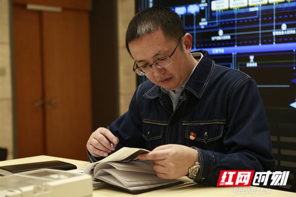 眭建新：深耕細作的信息化追夢人（建新是什么意思）