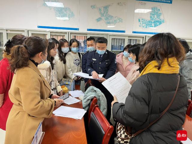 黨建引領聚合力，松崗街道筑牢防疫紅色“防護墻”（黨建引領社區防疫）