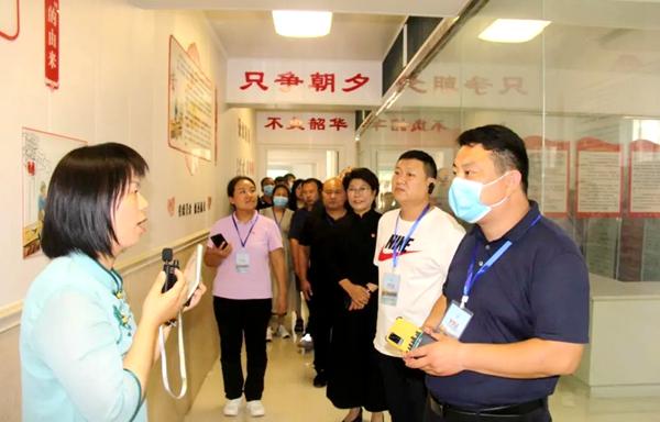 拓寬思路找方法 新鄉(xiāng)市城市基層黨建骨干培訓(xùn)班深入牧野區(qū)開展觀摩教學(xué)