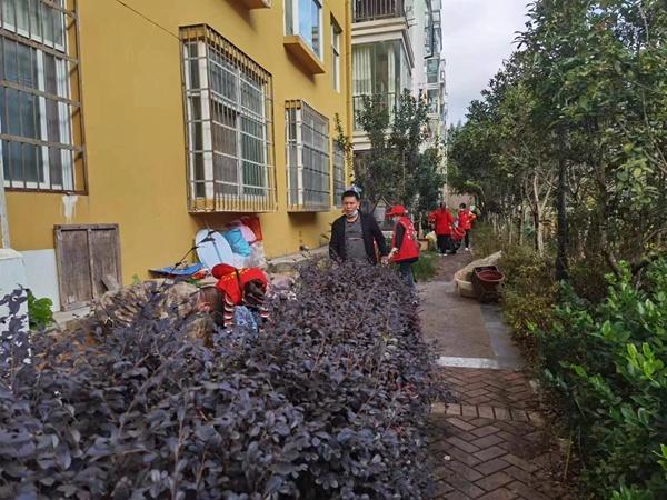 盤(pán)州市紅果街道以“六個(gè)”黨建機(jī)制蹚出“六條”物業(yè)服務(wù)新路（盤(pán)州市紅果街道黨工委書(shū)記）
