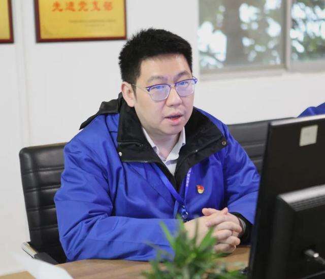 聚焦產業鏈協同黨建共建促發展——凱龍股份特化等黨支部與中石化地球物理有限公司生產支持中心物資管理中心黨支部聯合開展黨日活動