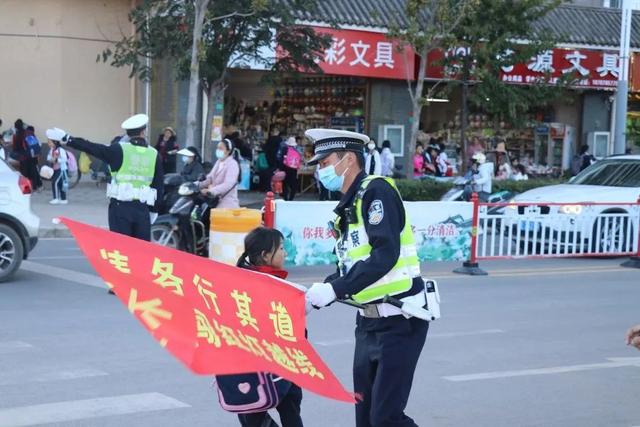 錨定目標 攻堅克難 推進道路交通管理工作再上新臺階——姚安交警2022年工作亮點回顧