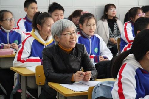師徒攜手向新而行！光明中學(xué)第一黨支部落實(shí)“雙減”在行動(dòng)（光明中學(xué)領(lǐng)導(dǎo)）