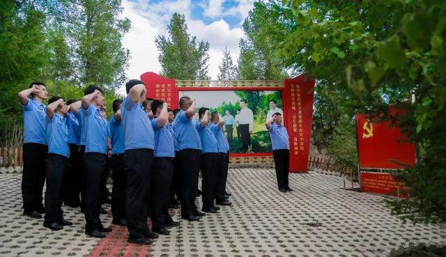 高速公路二支隊以培訓為媒為黨建工作“充電賦能” - “抓黨建、整作風、強素質、樹形象”