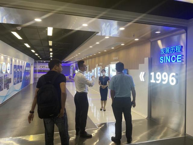 歐派優材領導蒞臨科順民建集團參觀交流，共商發展（歐派科技）