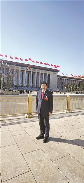 建議落實“一生一策”心理健康檔案（學生心理健康一生一策檔案怎么寫）
