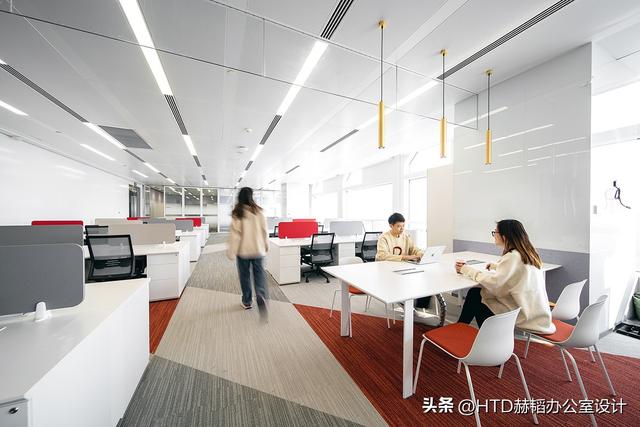 赫韜項目｜灰白極簡，優寧維Univ上海營銷中心設計裝修（優寧維公司官網）