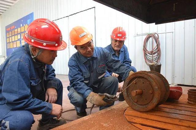 新礦集團(tuán)黨委：“黨建十大行動(dòng)” 助力降本增效
