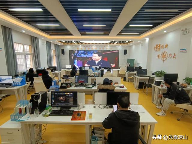 涼山州廣大黨員干部群眾積極收看《榜樣7》（黨員干部收看榜樣5）