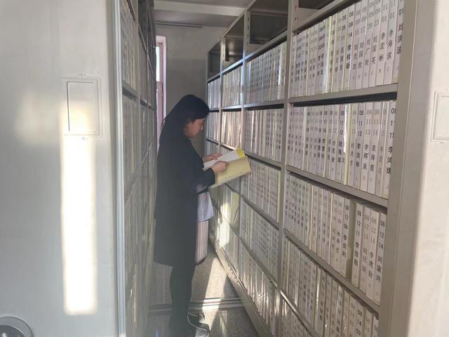 烏翠區(qū)“三個到位”做好干部人事檔案管理工作