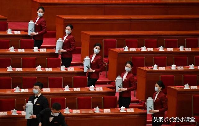 縣長能配備專職秘書嗎？（縣長可以管縣委專職副書記嗎）