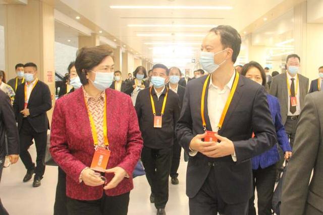 總投資約30億元！兩位院士現(xiàn)場參會！——中建八局承建的四省邊際中心醫(yī)院正式啟用