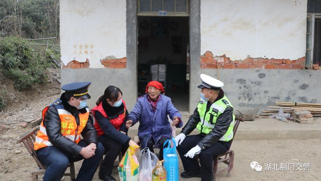 強化黨建引領 突出“四個抓實” 荊門交警打造基層黨建工作新常態