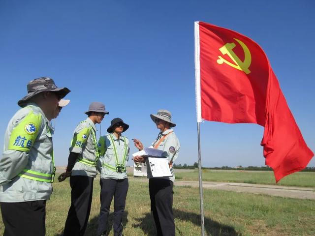 “雙融雙促”！航空工業(yè)各單位第一時(shí)間貫徹落實(shí)高質(zhì)量黨建工程“1122”工作體系