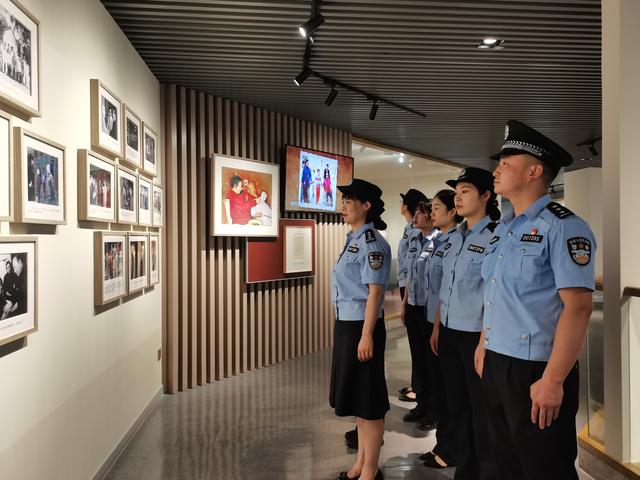 蒲城公安出入境多措并舉著力打造“黨建帶隊建促業務”典范（出入境黨建特色亮點）