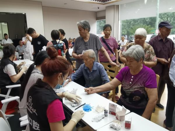 張家港市錦豐鎮星火村黨委：堅持黨建引領 創新海棠網格管理新模式