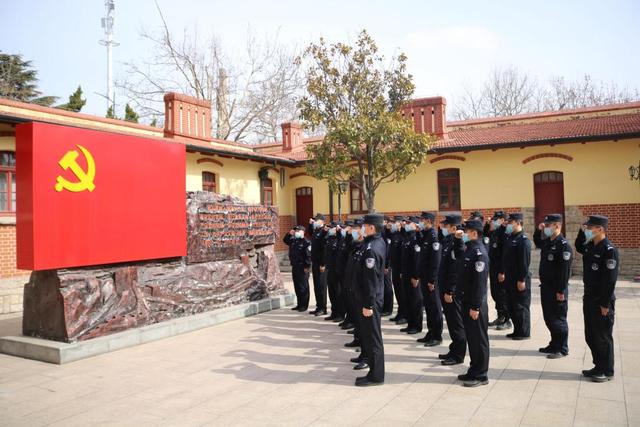 機場分局場區(qū)派出所黨支部：政治建警旗幟引航，黨建聯(lián)盟聚護空港