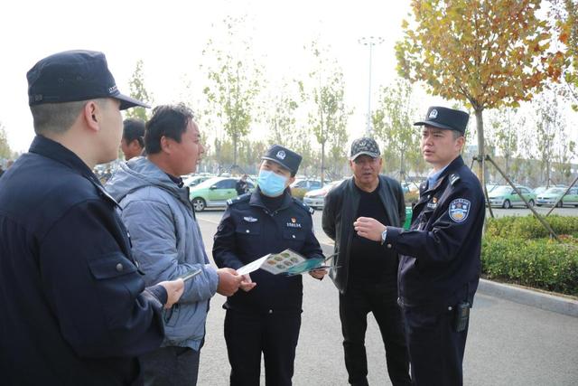 機場分局場區(qū)派出所黨支部：政治建警旗幟引航，黨建聯(lián)盟聚護空港