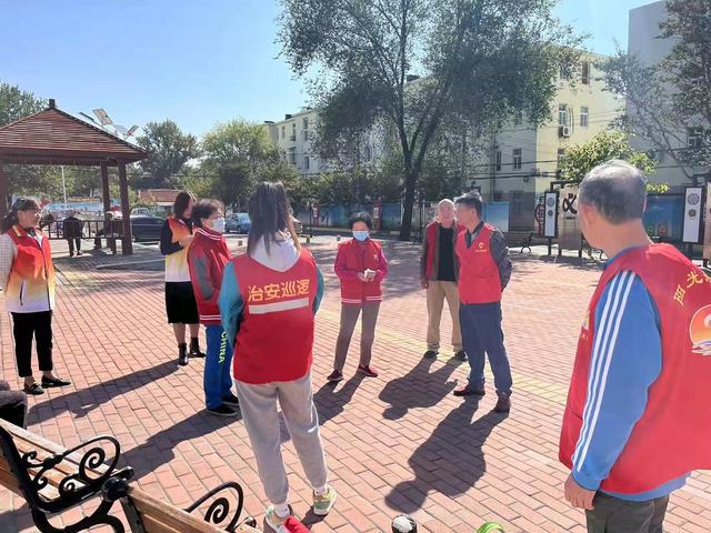 網(wǎng)格聚合力，黨建促發(fā)展（網(wǎng)格化黨建引領(lǐng)）