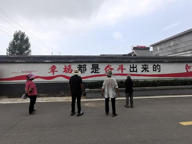 山東支家莊第一書記張艷艷抓黨建促鄉(xiāng)村振興，打造“共享果園”