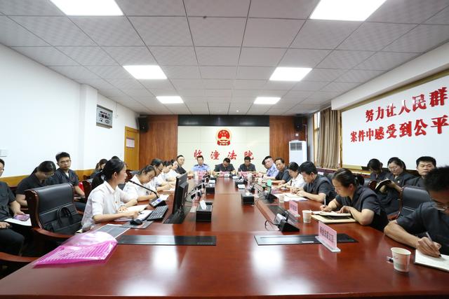 西安臨潼法院：強化黨務工作能力，提升黨建工作水平（法院黨務工作者怎樣做好黨建工作）