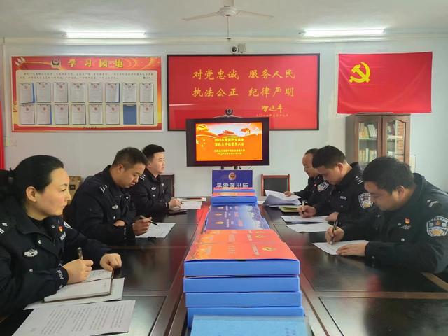 漢陰公安平梁派出所黨支部：多舉措強(qiáng)化黨員隊(duì)伍建設(shè)（派出所加強(qiáng)黨建促隊(duì)伍建設(shè)）