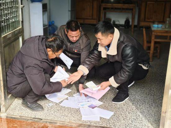 五河縣朱頂鎮(zhèn)：“黨建+救助”為困難群眾撐起“暖心傘”（五河縣朱頂鎮(zhèn)先鋒網(wǎng)）