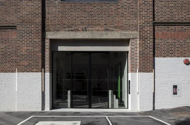 案例鑒賞 - 新建辦公樓建筑設(shè)計(jì)節(jié)選（辦公樓建造）